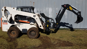 Backhoe framan á hjólaskóflur.